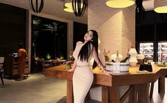 少妇出轨激情偷拍视频